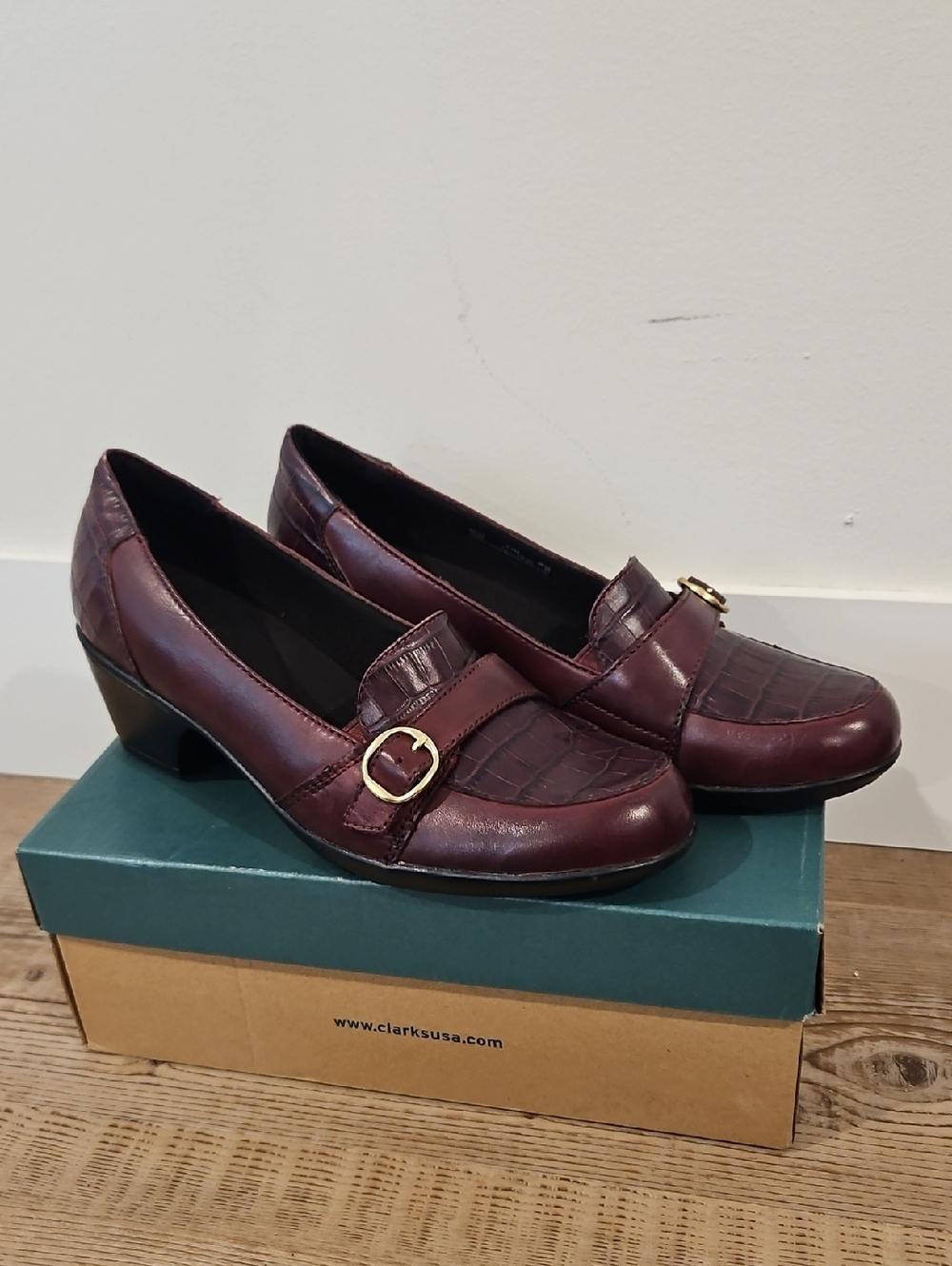 Clarks Women's Burgundy Leather Croc-Accent Low Heel Loafers with Gold Buckle